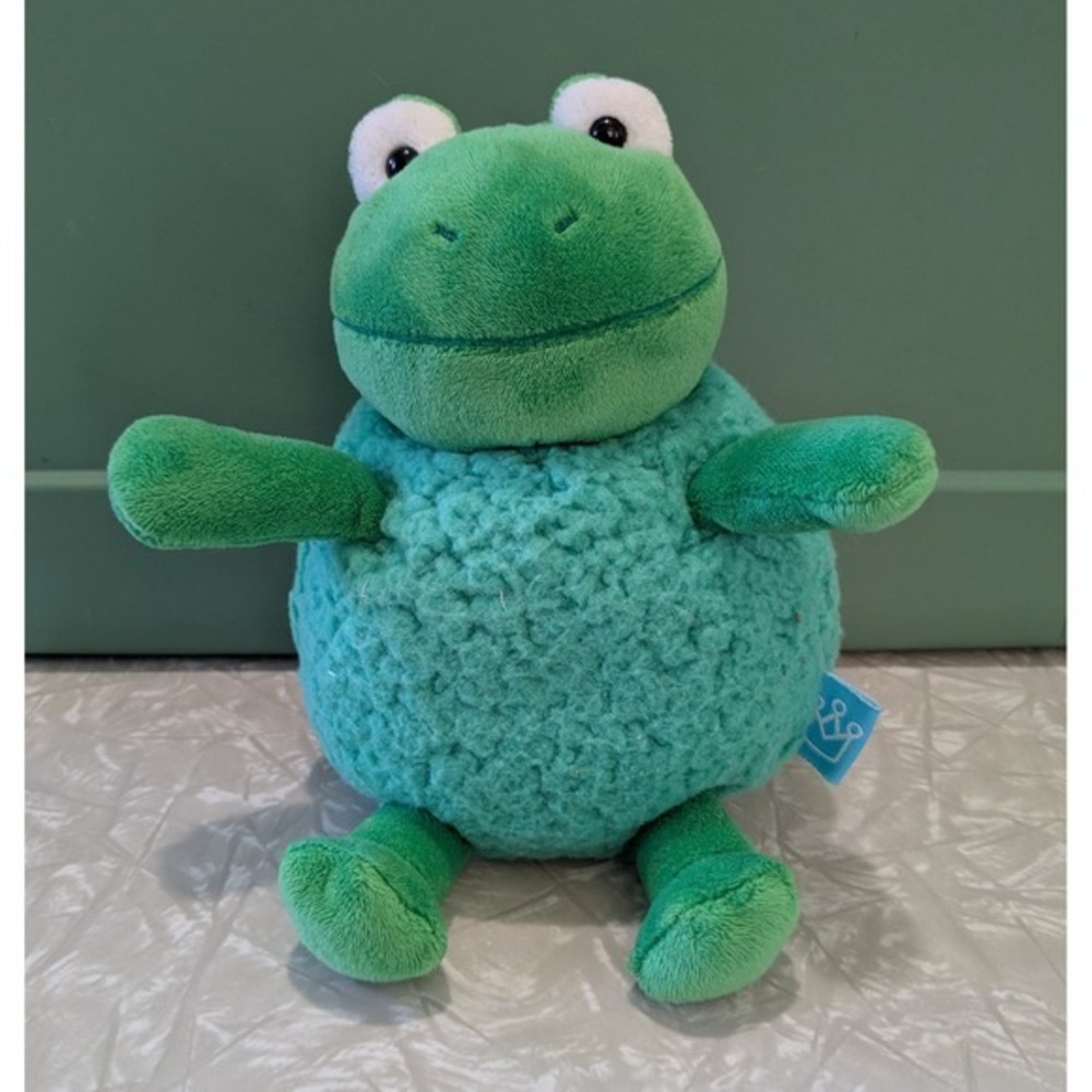 Manhattan Toy Green Frog Rattle Plush 2020 Baby Toy